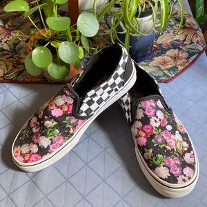Vans Women’s Slip-on Sneakers, Size 7.5, Floral & Checkerboard Print.
